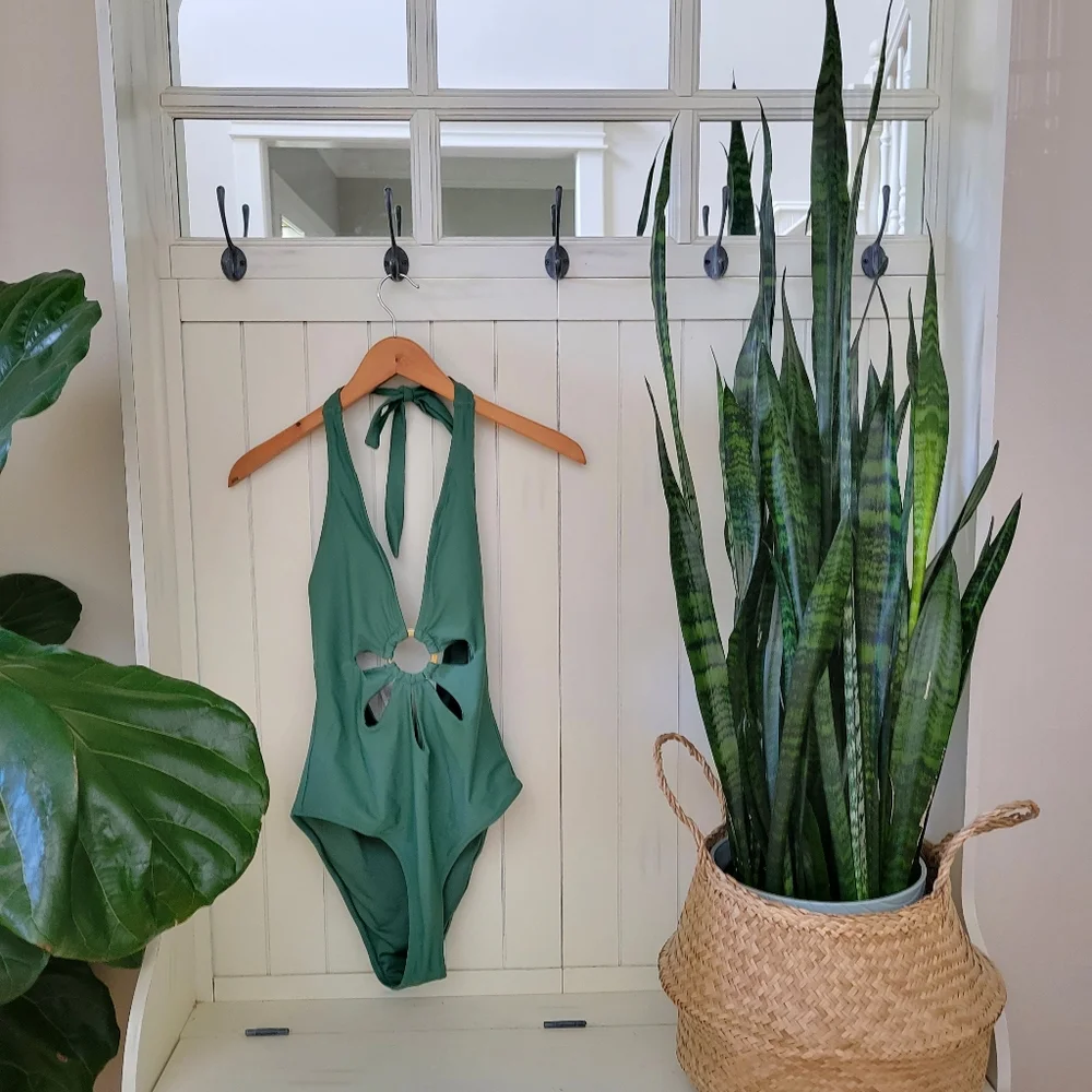 NWT! Cupshe Emerald Green Cut-out One Piece Swim Suit - Picture 10 of 11